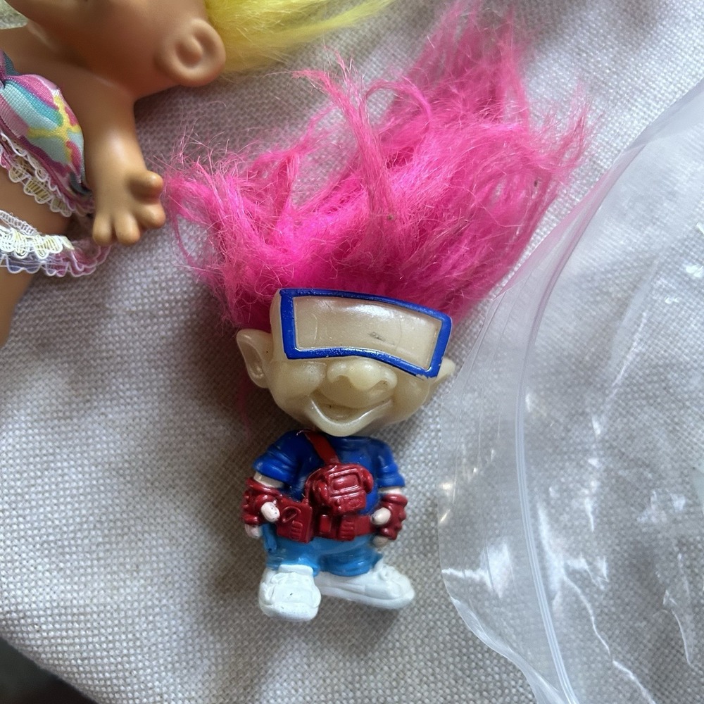 Kid‎ Vid Glow in the Dark Troll Doll 1993 Burger King Kids Club
